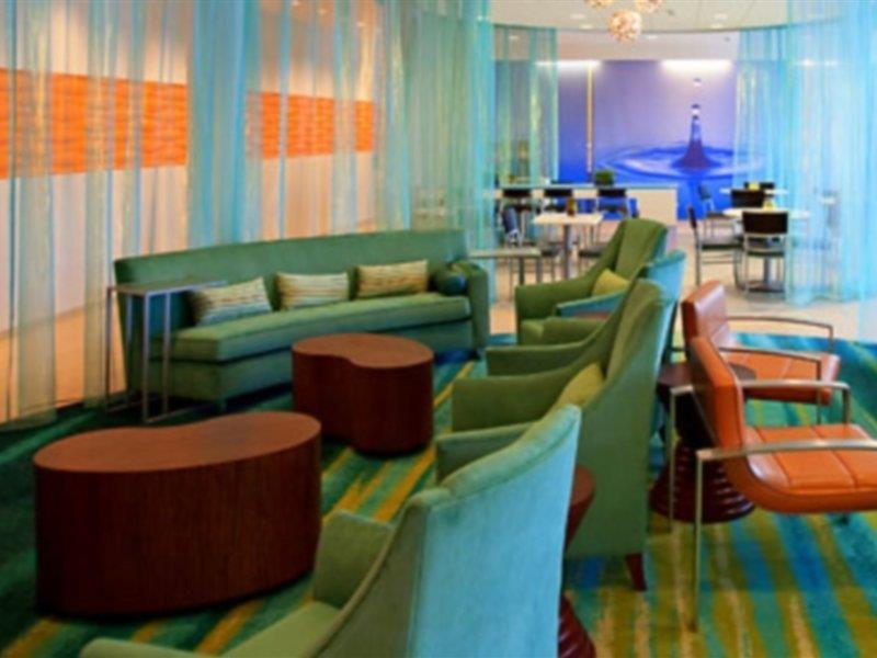 Springhill Suites Tampa North/Tampa Palms Eksteriør billede