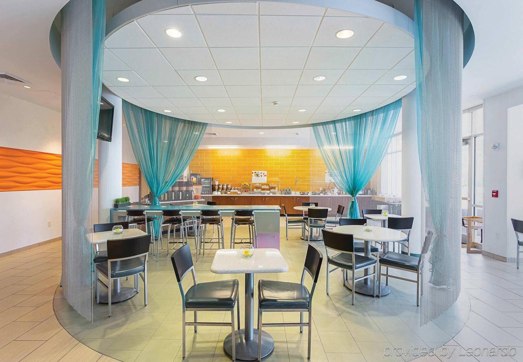 Springhill Suites Tampa North/Tampa Palms Eksteriør billede