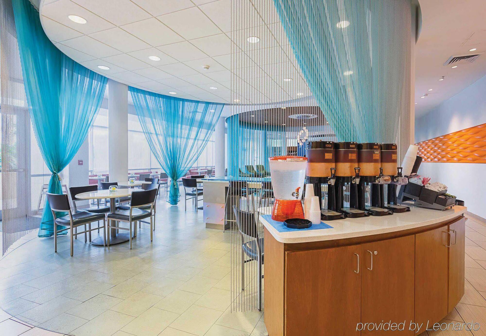 Springhill Suites Tampa North/Tampa Palms Eksteriør billede