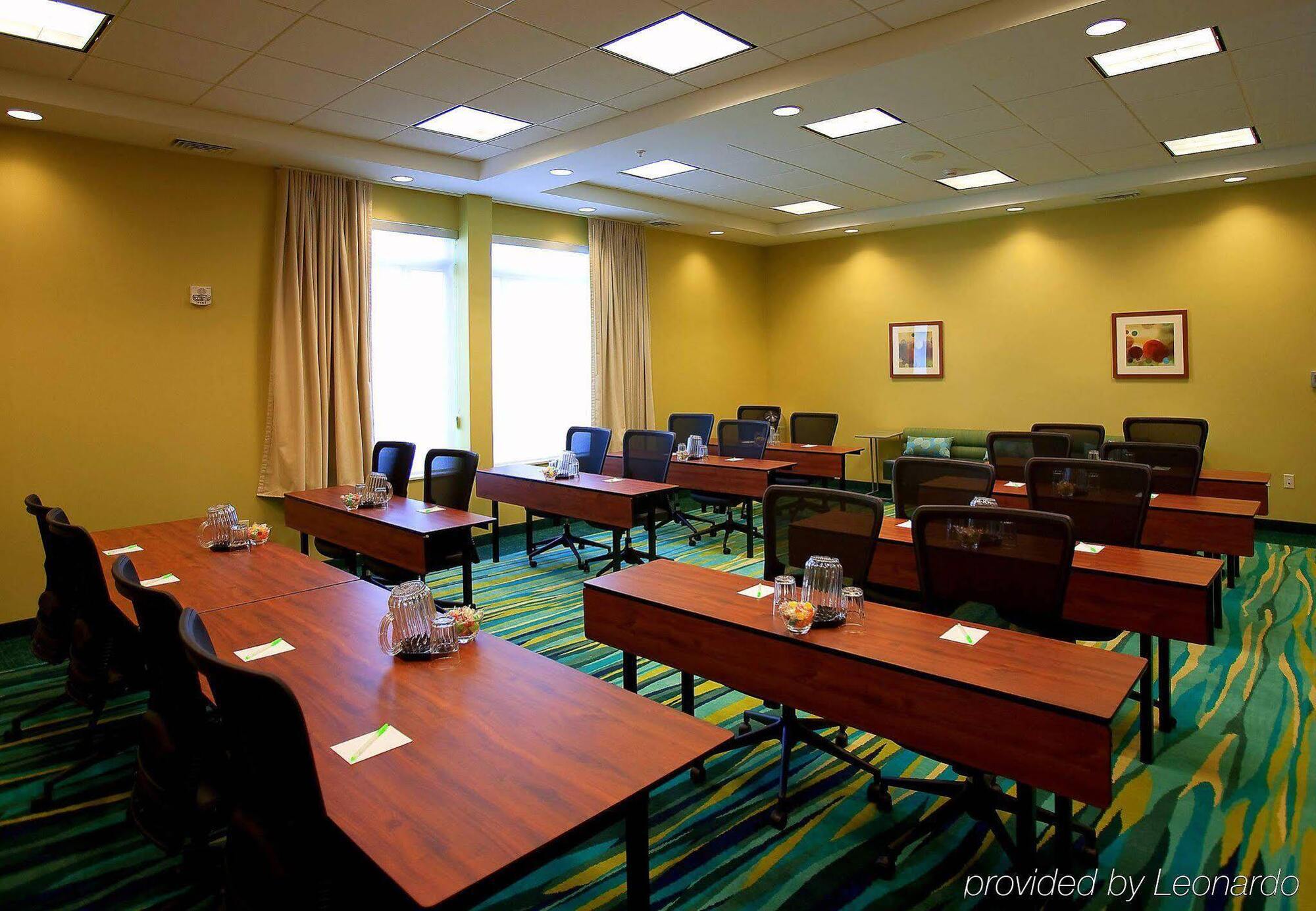 Springhill Suites Tampa North/Tampa Palms Eksteriør billede